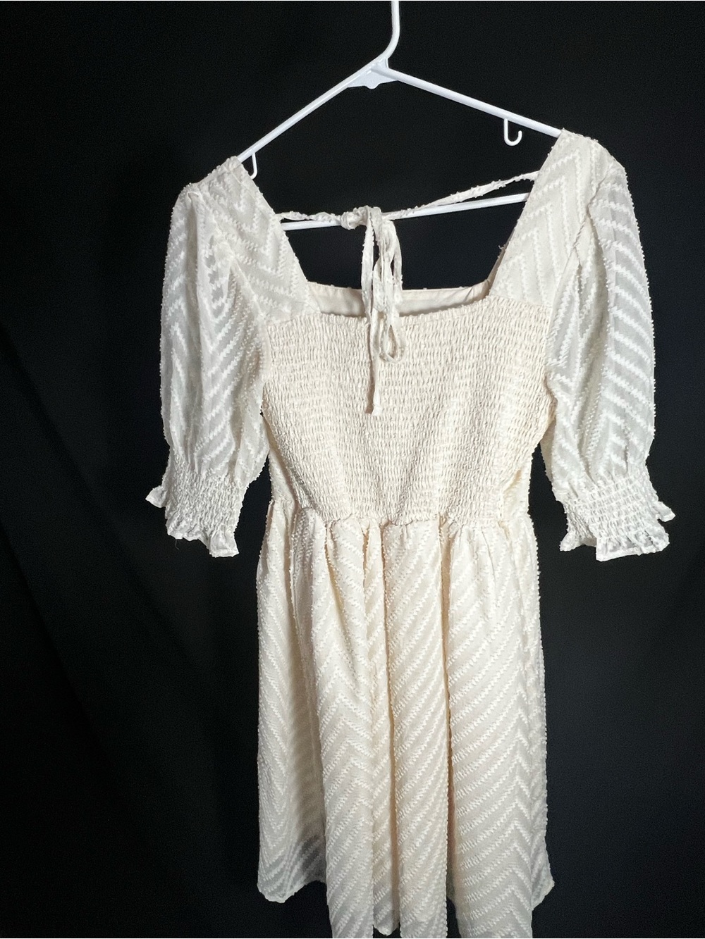 Cream Ladies Medium Summer Textured Puff-Sleeve Midi Dress - Picture 3 of 7
